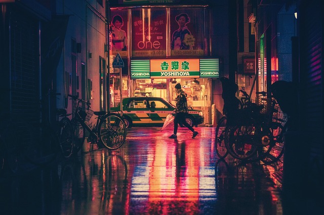 일본어 수업에 참여하는 학생들